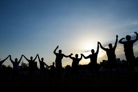 World Games 2025 - deutsche Spieler feiern nach gewonnenem Halbfinale im Faustball
