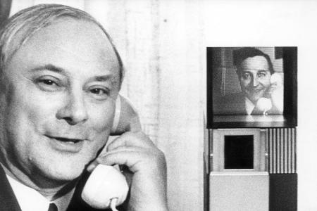 Der SPD-Politiker Georg Leber im Jahr 1971. Er war von 1966 bis 1972 Verkehrsminister, seit 1969 zusätzlich Postminister. Ab 1972 war er Verteidigungsminister. (Archivbild)