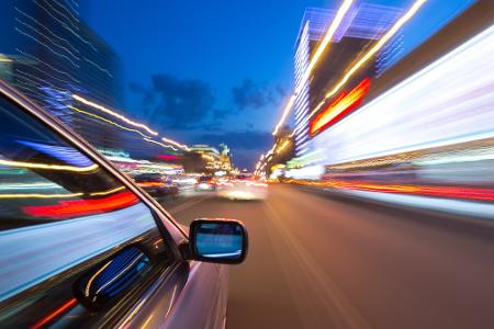 Fuß vom Gaspedal: In diesen Ländern ist das Auto schnell weg Fuß vom Gaspedal: In diesen Ländern ist das Auto schnell weg