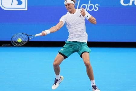 Zwei Siege an einem Tag: Zverev im Viertelfinale Zwei Siege an einem Tag: Zverev im Viertelfinale