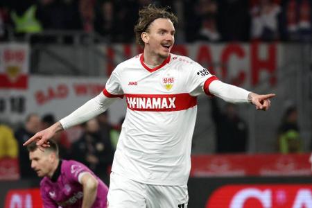 Woltemade erstmals beim FC Bayern gehandelt - Mitte März 2025 wird Woltemade erstmals mit einem Wechsel zum FC Bayern in Verbindung gebracht. Nachdem der Angreifer nach anfänglichen Schwierigkeiten beim VfB Stuttgart aufgeblüht ist, sei er ins Blickfeld der Münchner geraten, scheibt 'Sky' damals. Eine erste Kontaktaufnahme hat laut 'Bild' bereits stattgefunden.