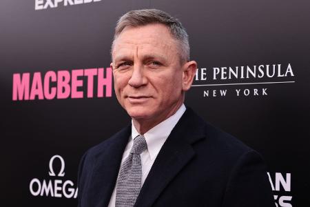 Daniel Craig