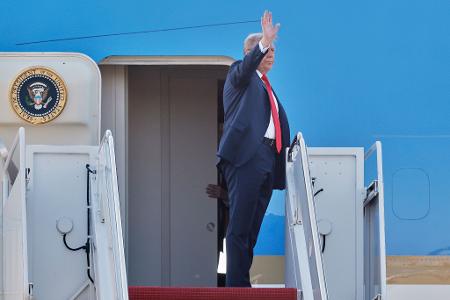 Trump inszeniert sich als Friedensstifter.