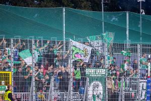 Empörung über "Mörder"-Banner - UEFA ermittelt