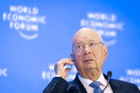 Er hatte die Vorwürfe stets zurückgewiesen: Klaus Schwab (Archivbild) Er hatte die Vorwürfe stets zurückgewiesen: Klaus Schwab (Archivbild)