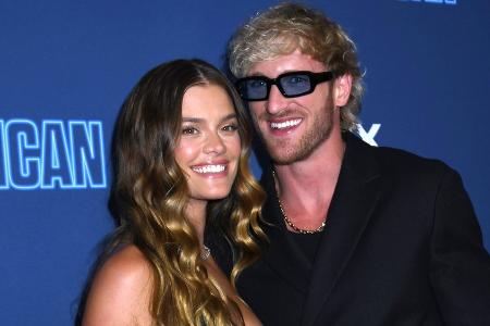Model Nina Agdal und Wrestler Logan Paul haben in Italien geheiratet Model Nina Agdal und Wrestler Logan Paul haben in Italien geheiratet