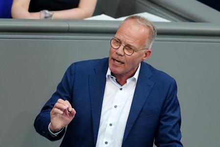 SPD-Fraktionschef Miersch geht davon aus, dass die Richterinnen und Richter für Karlsruhe im September gewählt werden. (Archivbild) SPD-Fraktionschef Miersch geht davon aus, dass die Richterinnen und Richter für Karlsruhe im September gewählt werden. (Archivbild)