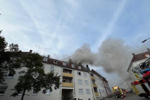 Dachstuhlbrand Maler-Bürkel-Straße