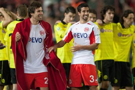 Sieg gegen den späteren Meister Borussia Dortmund - Wir schreiben das Jahr 2010: Borussia Dortmund verzaubert mit Tempofußball, sollte ein halbes Jahr später Meister werden - und fliegt im DFB-Pokal bei den Offenbacher Kickers raus. Keeper Robert Wulnikowski hält im Elfmeterschießen gleich zwei Bälle und bringt nicht nur den Außenseiter ins Achtelfinale, sondern auch den späteren Meister zu Fall.