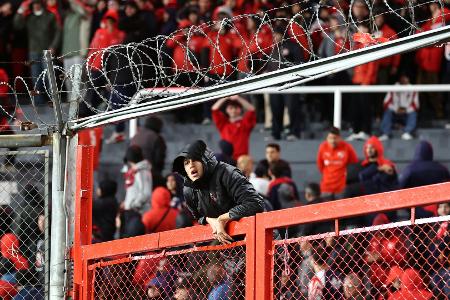 Copa Sudamericana: Achtelfinale von Gewalt überschattet Copa Sudamericana: Achtelfinale von Gewalt überschattet