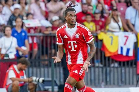 Michael Olise - Note: 1,0 - Hatte im letzten Drittel wie üblich viele gute Lösungen und spielte Raum über weite Stecken komplett schwindelig. Schnürte schon vor der Pause den Doppelpack. Blieb auch danach auffällig, agierte aber nicht mehr mit der letzten Geradlinigkeit.