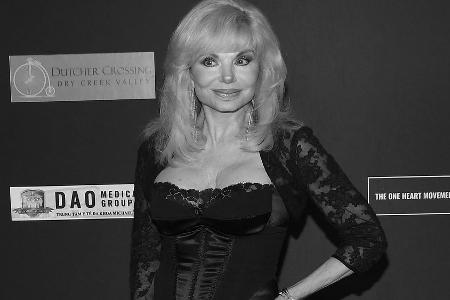 Todesursache enthüllt: Daran starb Burt Reynolds' Exfrau Loni Anderson Todesursache enthüllt: Daran starb Burt Reynolds' Exfrau Loni Anderson