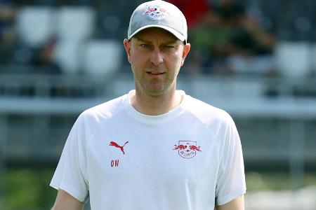 Werner bedient: Werner bedient:
