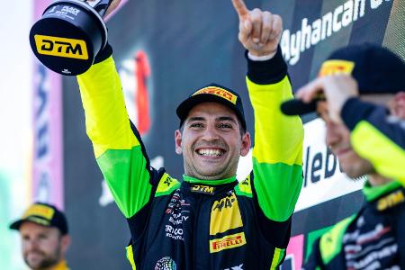 DTM: Güven gewinnt spektakuläres Rennen auf dem Sachsenring DTM: Güven gewinnt spektakuläres Rennen auf dem Sachsenring