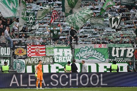 Wiedersehen mit den Fans von Werder für Michael Zetterer.