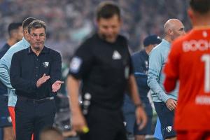 Hecking fordert "Einheitlichkeit" bei Nachspielzeiten