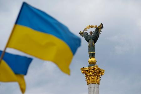 Die Ukraine feiert ihren Unabhängigkeitstag - genau dreieinhalb Jahre nach Beginn der russischen Invasion. Die Ukraine feiert ihren Unabhängigkeitstag - genau dreieinhalb Jahre nach Beginn der russischen Invasion.