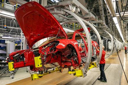 In der Autoindustrie sind die Gewinne stark gesunken. (Archivbild)