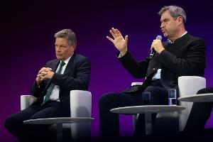 Ziemlich beste Feinde: Robert Habeck und Markus Söder. (Archivbild)