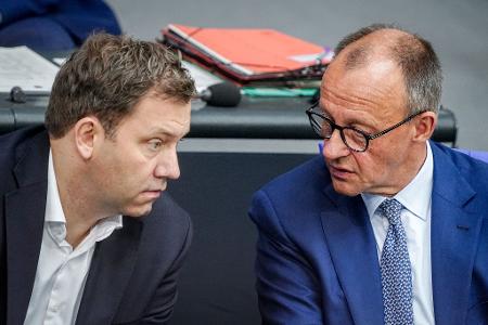 Der Start war holprig. Die Koalitionäre hoffen darauf, dass sie nach der Sommerpause besser in die Spur kommen. (Archivbild) Der Start war holprig. Die Koalitionäre hoffen darauf, dass sie nach der Sommerpause besser in die Spur kommen. (Archivbild)