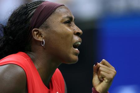 US Open: Publikumsliebling Gauff mit viel Mühe weiter