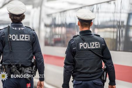 Das anhängende Symbolbild kann zu redaktionellen Zwecken mit dem Zusatz 