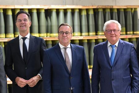 Nato-Generalsekretär Mark Rutte, Verteidigungsminister Boris Pistorius und Rheinmetall-Chef Armin Papperger.