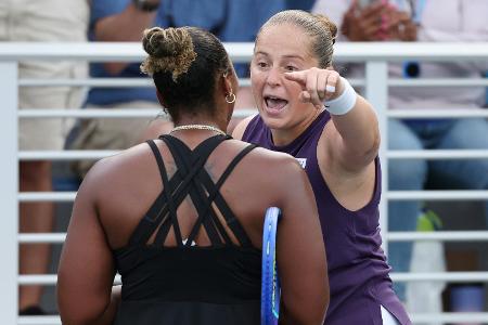 Ostapenko geht Townsend an: Ostapenko geht Townsend an: