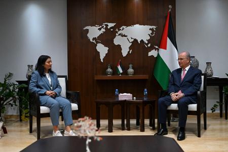 Am Dienstag traf Entwicklungsministerin Reem Alabali Radovan (SPD) den Ministerpräsidenten der palästinensischen Autonomiebehörde in Ramallah. (Archivfoto) Am Dienstag traf Entwicklungsministerin Reem Alabali Radovan (SPD) den Ministerpräsidenten der palästinensischen Autonomiebehörde in Ramallah. (Archivfoto)