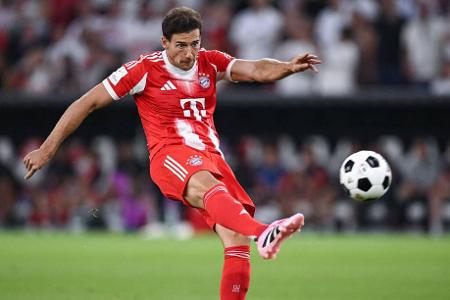 Leon Goretzka (ab 67.) - Note: 4,0 - Brachte nach der Einwechselung nur wenig Feuer ins Spiel. Blieb erstaunlich vorsichtig in der Positionierung. Viele andere Münchner drängten mit mehr Einsatz auf den Sieg.