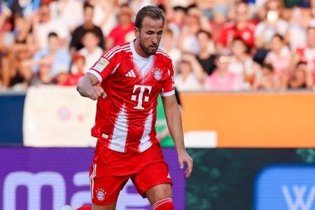 ANGRIFF: Harry Kane - Note: 2,5 - Befand sich den ganzen Abend auf einer Achterbahn der Gefühle. Riss das Spiel an sich, traf doppelt und war am Ende der gefeierte Held. Doch selbst bei ihm häuften sich denkwürdige Fehlschüsse und Momente, in denen das Timing an der Abseitslinie gar nicht passte.