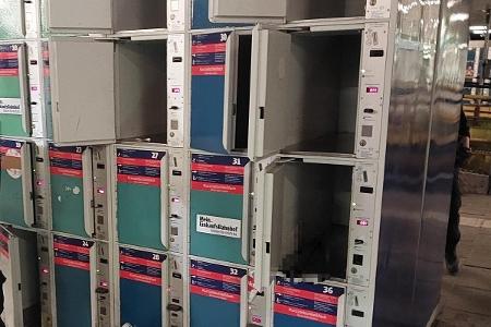 Betroffene Gepäckschließfachanlage im Bahnhof Altona-
Foto: Bundespolizeiinspektion Hamburg Betroffene Gepäckschließfachanlage im Bahnhof Altona-
Foto: Bundespolizeiinspektion Hamburg