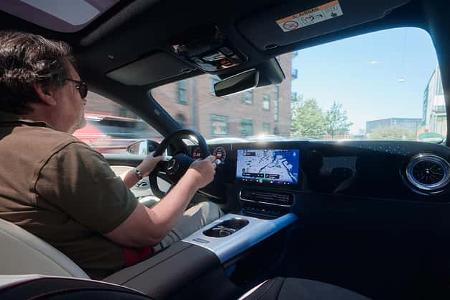 Mercedes-Benz CLA 250+ EQ, Cockpit