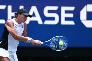 US Open: Swiatek mit Mühe in Runde drei