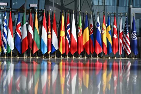Unter dem Druck der USA erhöhen die europäischen Nato-Staaten und Kanada ihre Verteidigungsausgaben. Der Zuwachs wird aber schon wieder schwächer. (Archivbild) Unter dem Druck der USA erhöhen die europäischen Nato-Staaten und Kanada ihre Verteidigungsausgaben. Der Zuwachs wird aber schon wieder schwächer. (Archivbild)