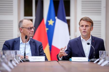 Der Bundeskanzler und Frankreichs Präsident wollen gemeinsam Europa stärken.