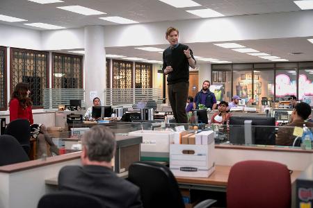 The Paper, Staffel 1, 5. September, WOW