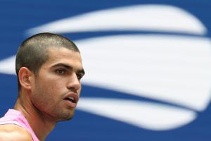 US Open: Alcaraz weiter ohne Satzverlust - Drama um Shelton