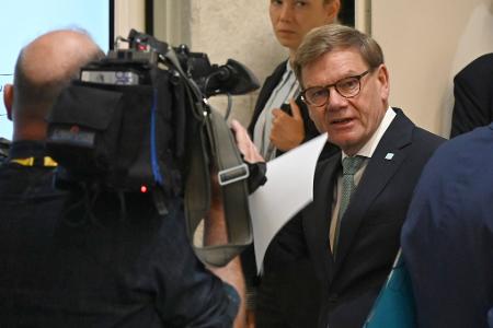 Außenminister Johann Wadephul hält den Kommissionsvorschlag nicht für sinnvoll.