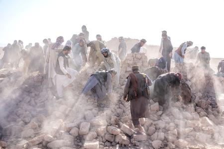 Bereits im Jahr 2023 gab es bei einem Erdbeben in Afghanistan viele Tote. (Archivbild)