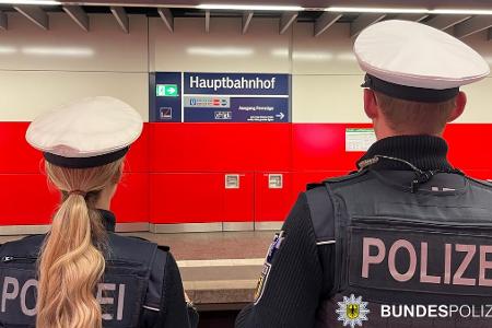 Das anhängende Symbolbild kann zu redaktionellen Zwecken mit dem Zusatz Das anhängende Symbolbild kann zu redaktionellen Zwecken mit dem Zusatz