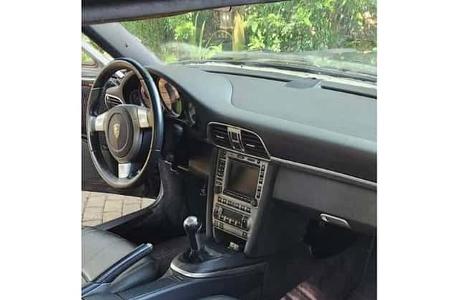 Kombination Ford Mustang und Porsche 911
