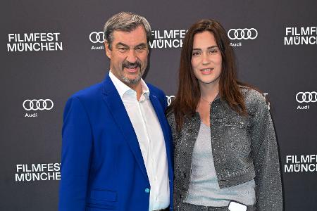 Gloria-Sophie Burkandt mit ihrem Vater Markus Söder