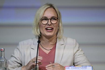 Sportministerin Schenderlein sichert NADA Unterstützung zu Sportministerin Schenderlein sichert NADA Unterstützung zu