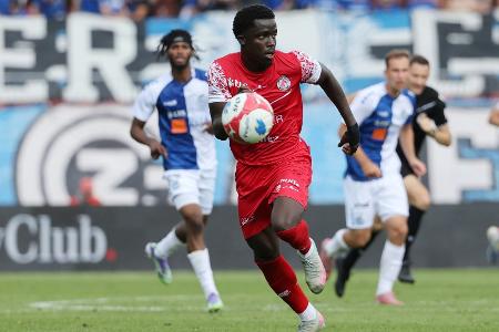 Schalke verpflichtet Stürmer Gomis