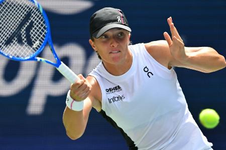 Starke Swiatek erreicht Viertelfinale in New York