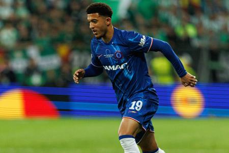 Jadon Sancho (Von Manchester United zu Aston Villa) - Der frühere Dortmunder, der auch immer wieder Thema beim BVB war, hat Manchester United erneut verlassen und sich auf Leihbasis dem Ligarivalen Aston Villa angeschlossen. Eine Kaufoption gibt es dem Vernehmen nach nicht.