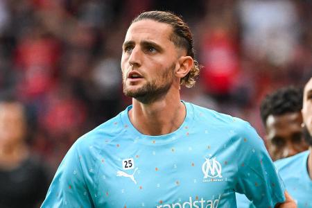 Adrien Rabiot (Von Olympique Marseille zur AC Mailand) - Nach Kabinenärger in Marseille suchte der Franzose das Weite und heuerte für eine Ablöse von neun Millionen Euro in seiner Wahlheimat Italien an, wo er zuvor auch schon für Juventus Turin aktiv war.