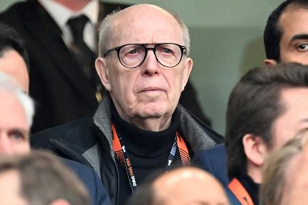 Calmund fordert klare Kommunikation vom neuen Bayer-Trainer Calmund fordert klare Kommunikation vom neuen Bayer-Trainer