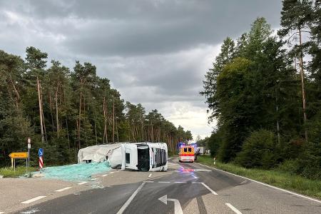 VU Lkw Vollsperrung B9